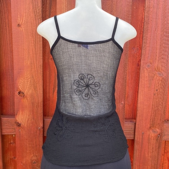 Surface Embroiderd Tank Top Black Size M - Picture 2 of 5